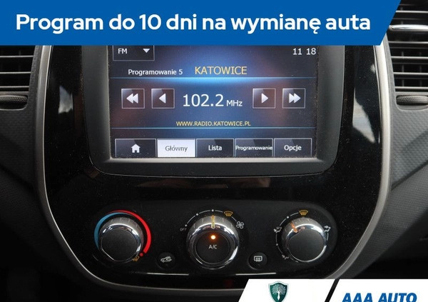 Renault Captur cena 42000 przebieg: 90813, rok produkcji 2015 z Garwolin małe 191